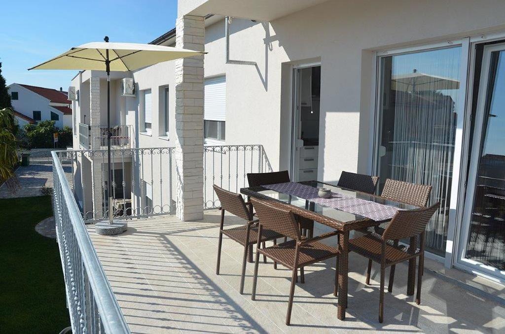 Apartments Villa Marina Vodice Habitación foto